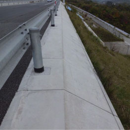 路肩保護(hù)塊工程案例